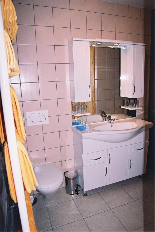 Cater Guest house Lasko
